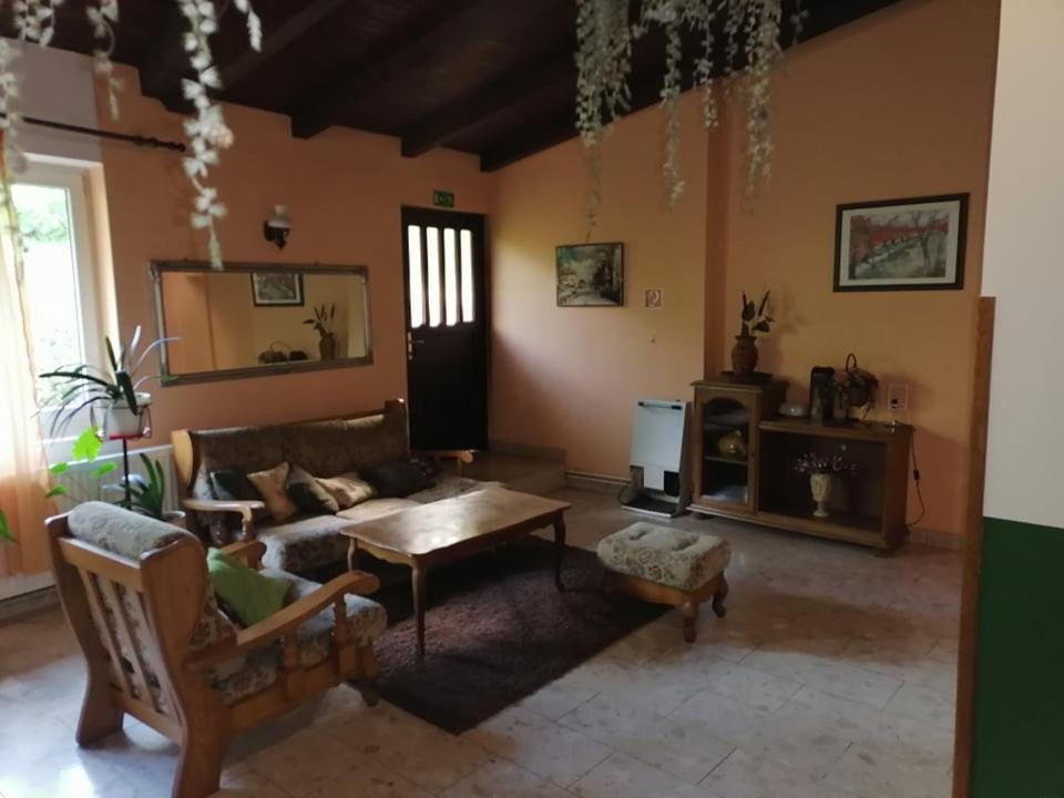 Sulentic Sobe I Restoran Bed and Breakfast Virovitica Exterior foto