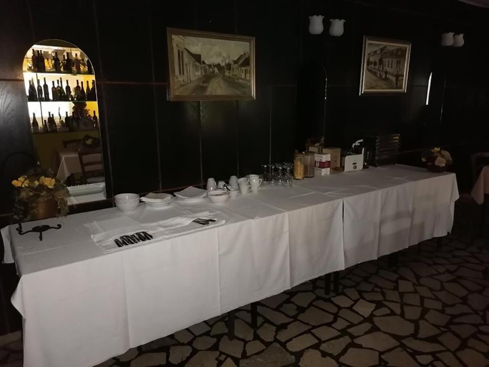 Sulentic Sobe I Restoran Bed and Breakfast Virovitica Exterior foto