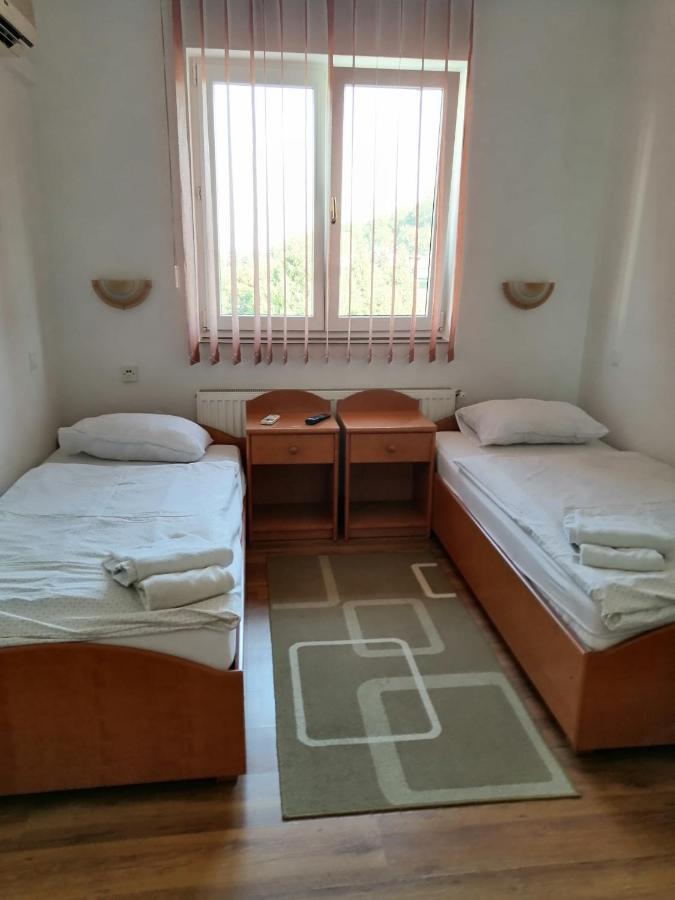 Sulentic Sobe I Restoran Bed and Breakfast Virovitica Exterior foto